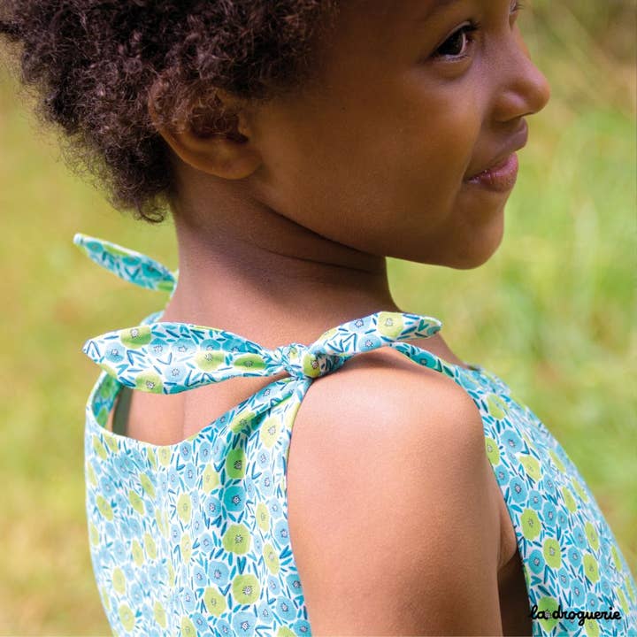 LA DROGUERIE - Vendita all'ingrosso Kit da cucito creativo - Cartamodello per abito con fiocchi per bambini "Pont-les-Bains"2