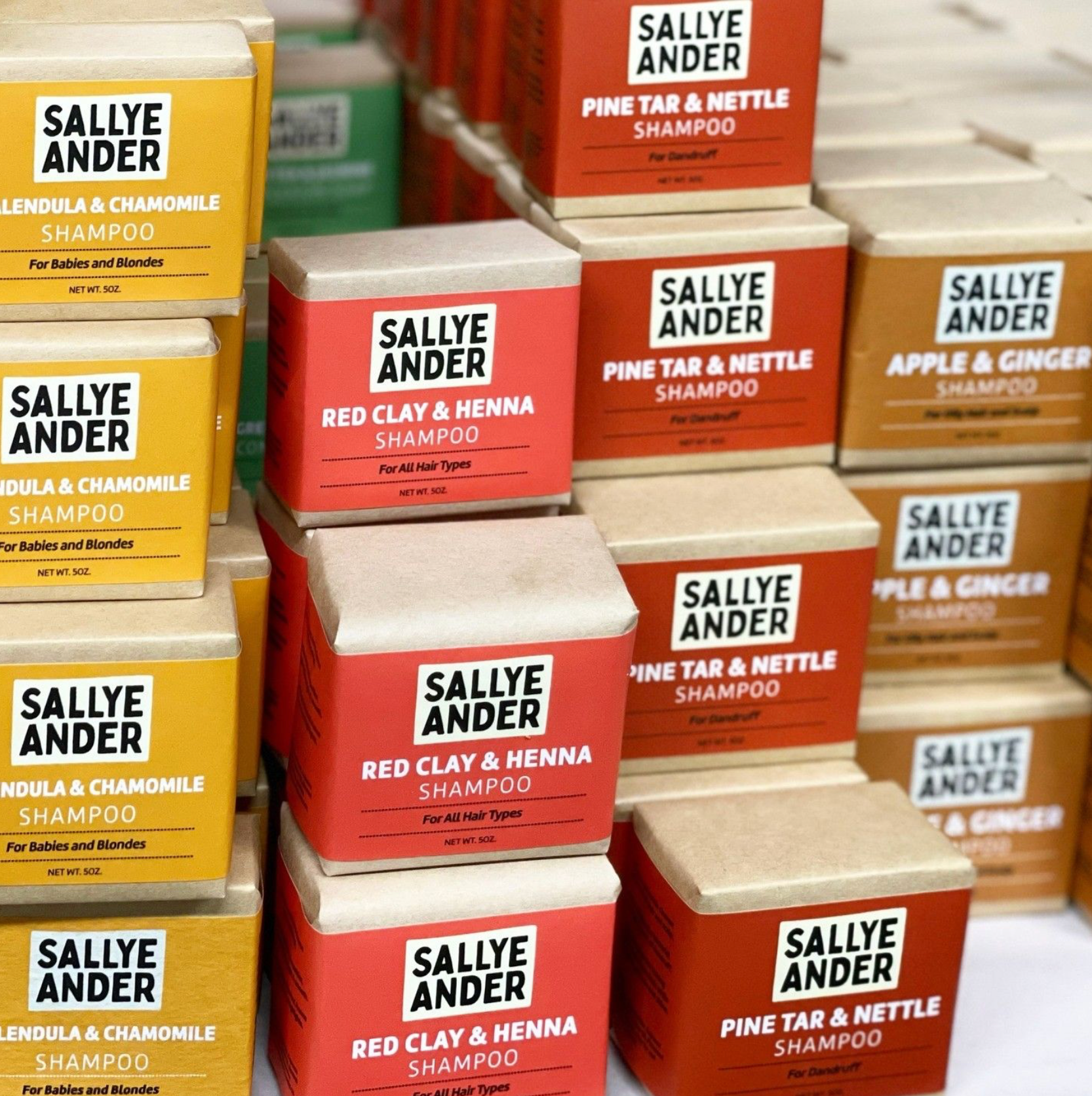 SallyeAnder – wholesale Shampoo puck/solid shampoo – Pinetar & Nettle Shampoo Bar2