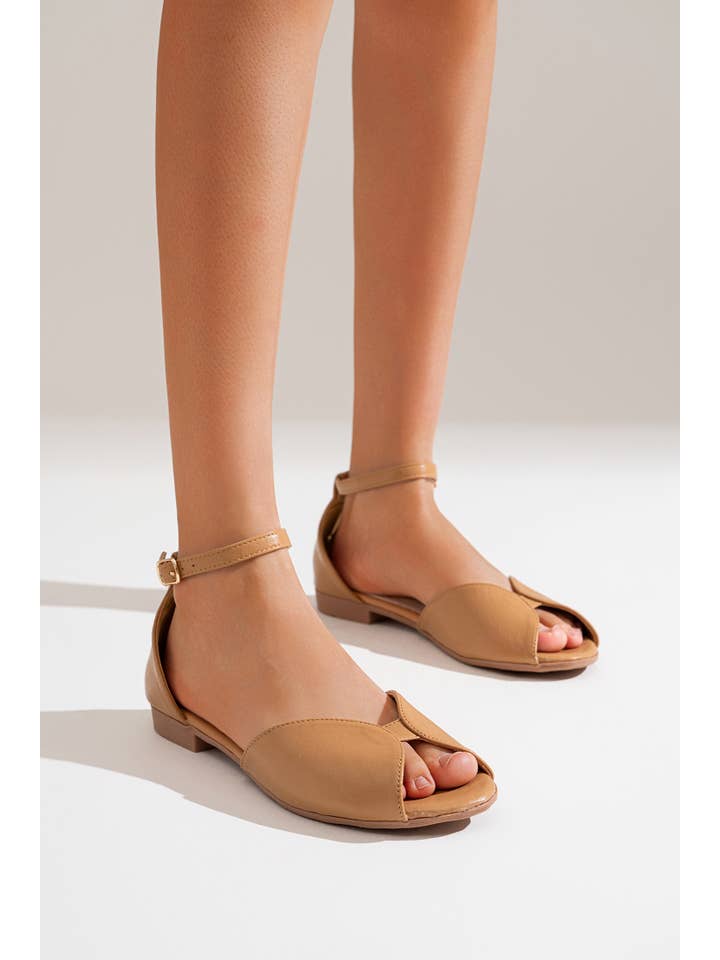 CEREZA - Wholesale Flats - Women's - Peep Toe Flat Sandals