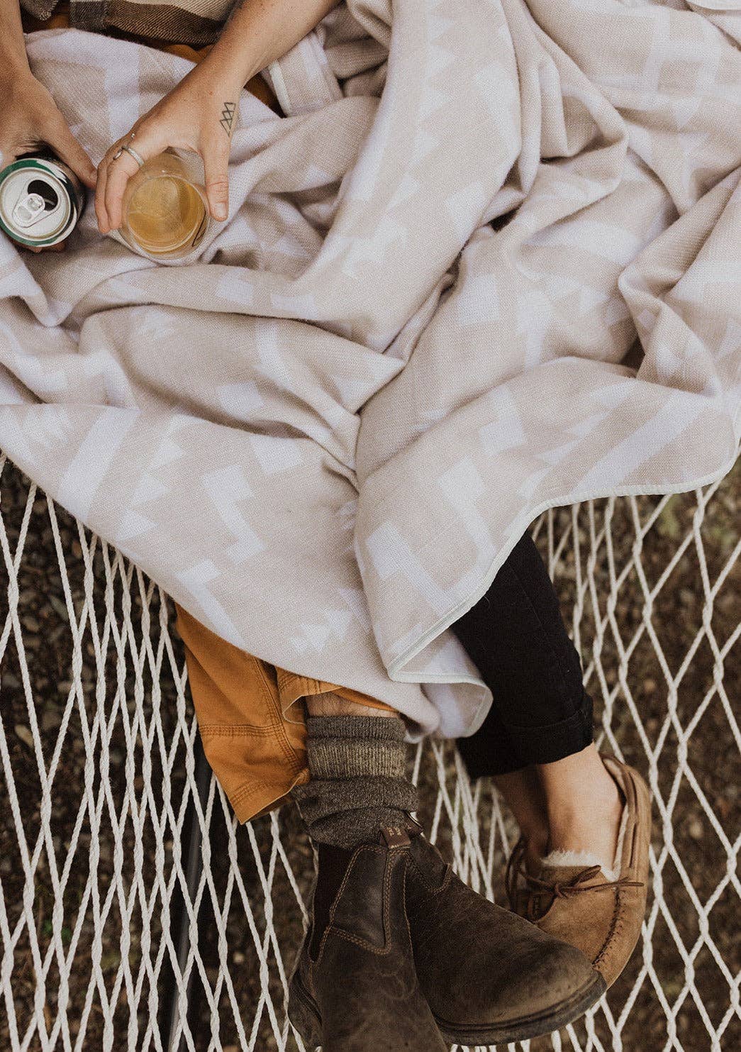 Wylde Brigade - Wholesale Throw Blanket - Coca Aztec Reversible Blanket6