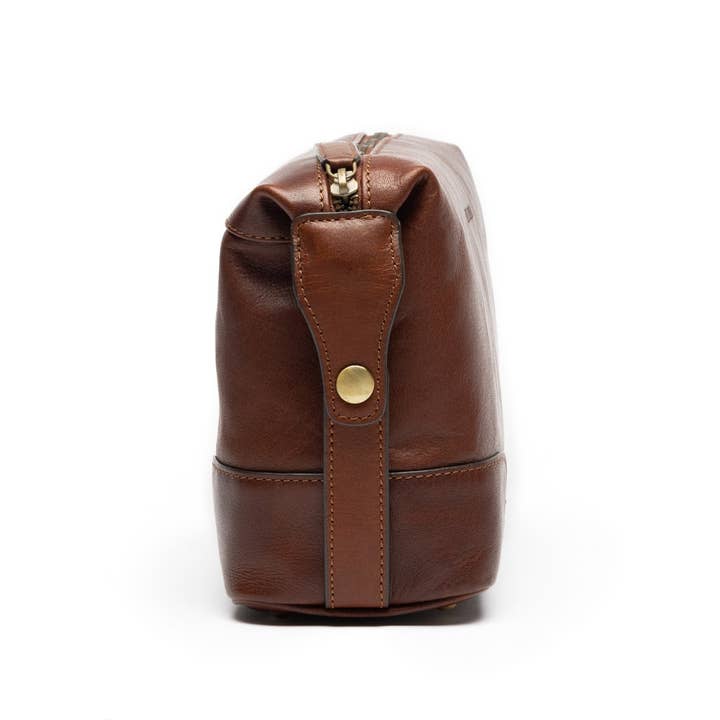 Hildebrand Sweden - Wholesale Toiletry Bag - Men's - Leather Toiletry Bag2