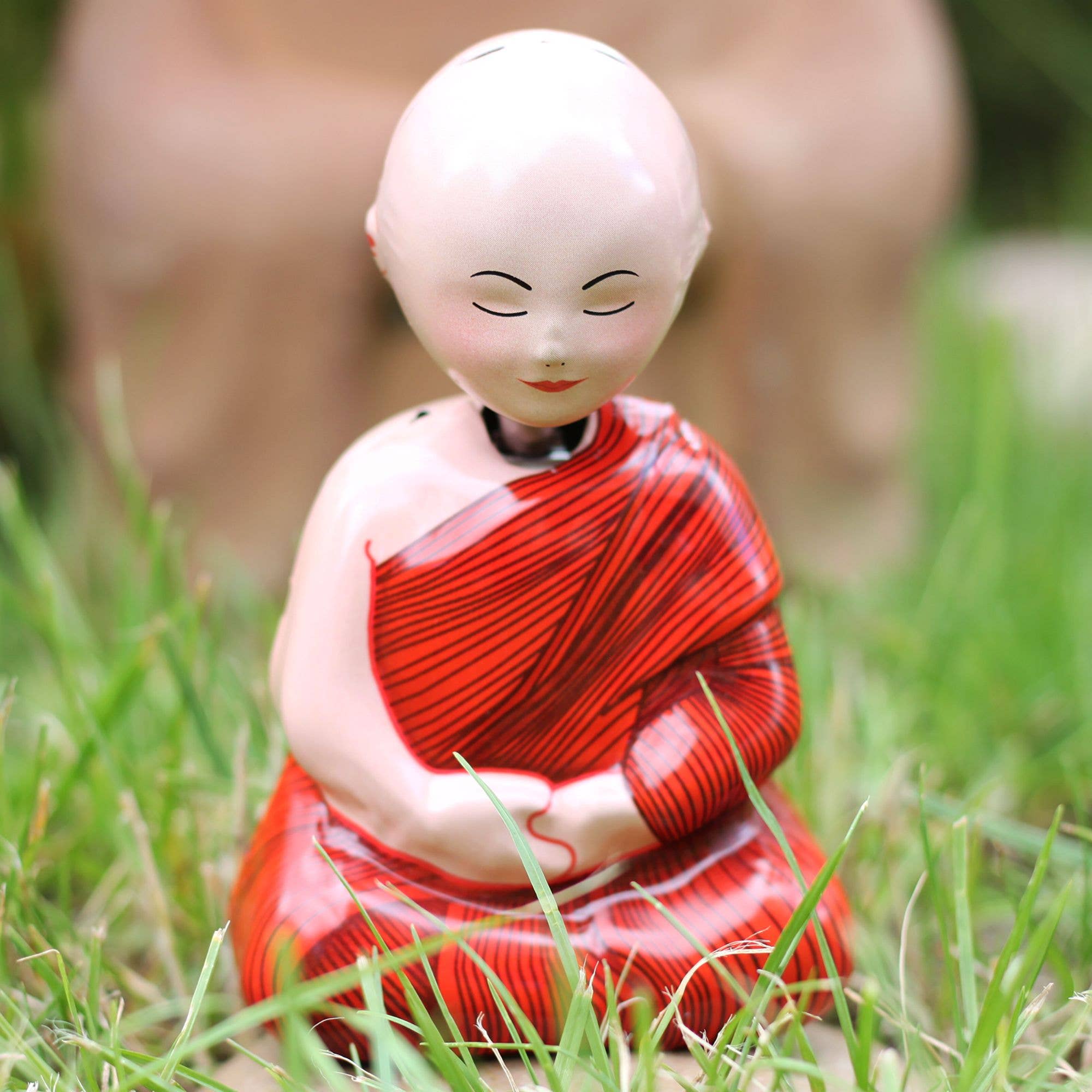 Tribal Trade GmbH - Wholesale Classic Toy - Kids - Praying Monk Meditation Buddha Bobble Head Tin Toy7