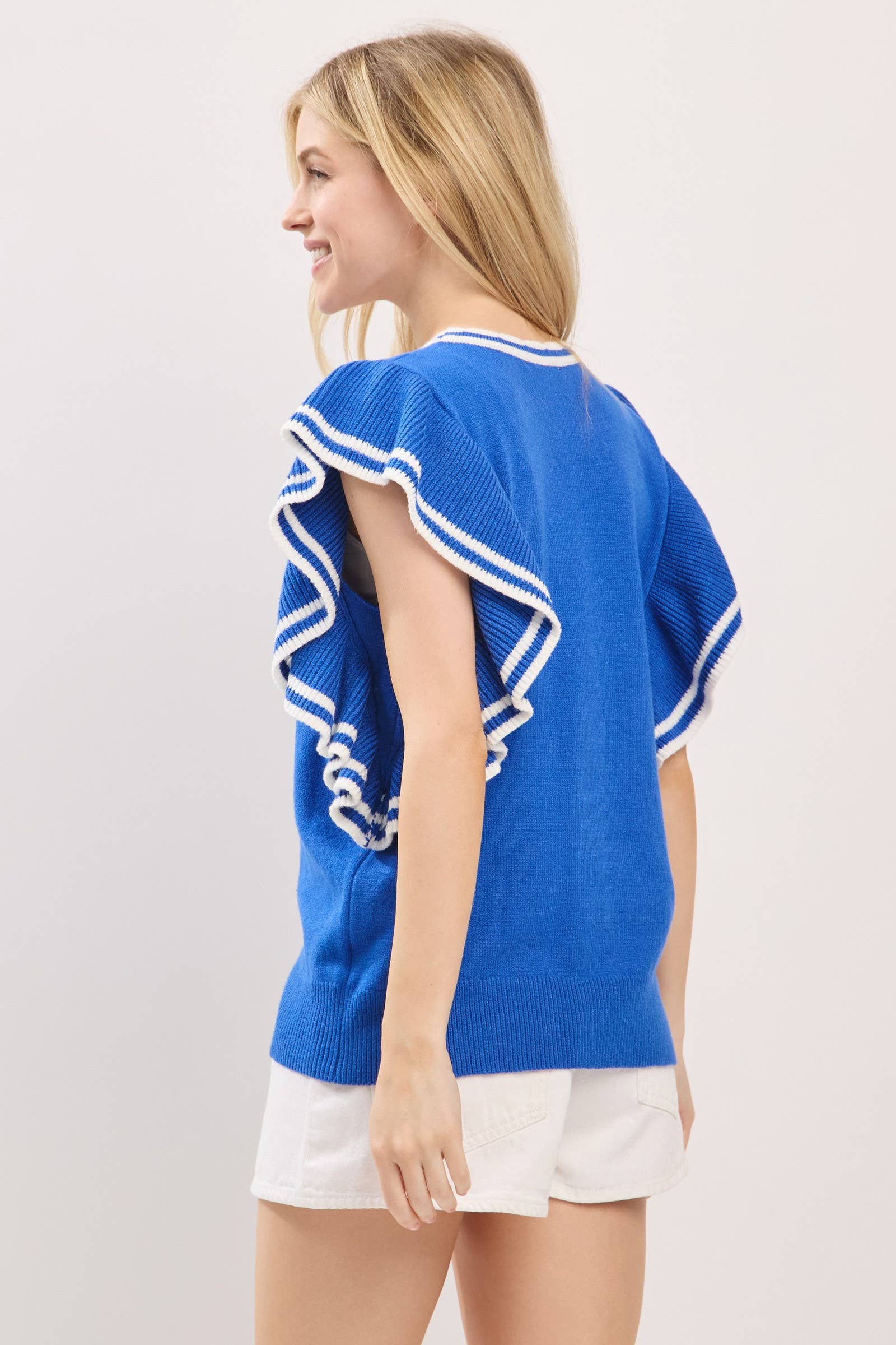 Sewn and Seen - Vente Haut en maille – femme - Haut en maille de jour de match à manches volantées style universitaire15