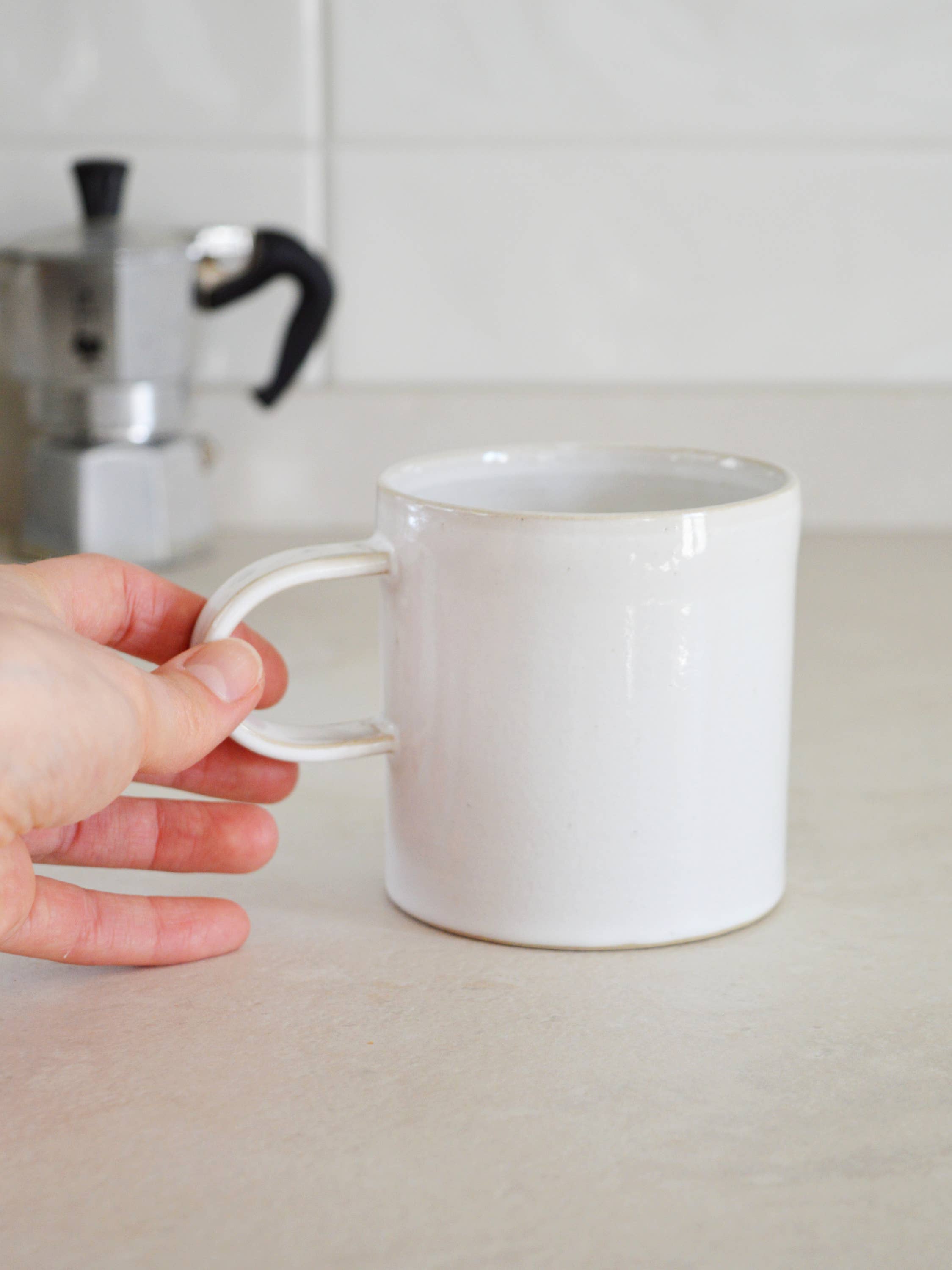 Karolina Bednorz Ceramics - Vendita all'ingrosso Tazza - Grande tazza in ceramica NUDE fatta a mano in Italia per colazione, caffè e tè3