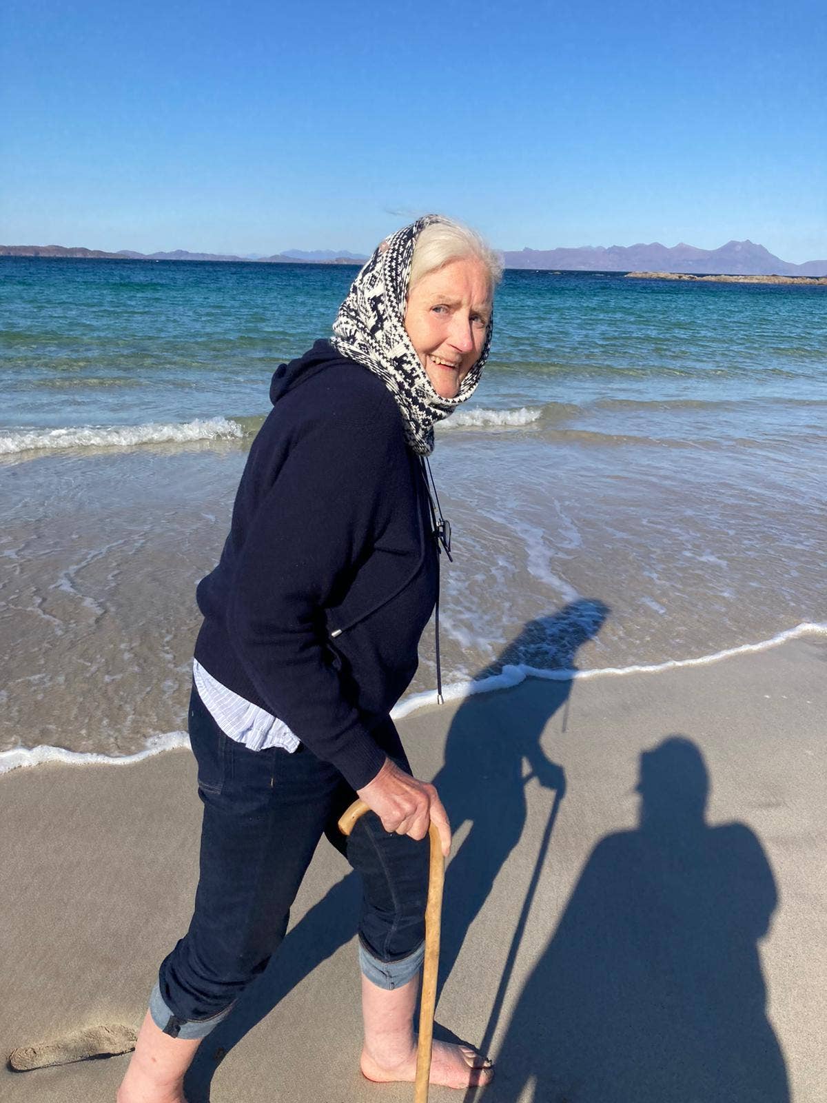 Samantha Holmes Alpaca Clothing and Gifts - Wholesale Scarf - Women's - Alpaca Fair Isle Cowl / Snood10