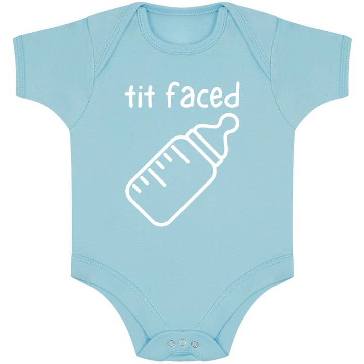 Tit Faced - Hilarous Baby Grow, serigrafato a mano per la vendita all'ingrosso da parte di ZZZEBRAAA LIMITED