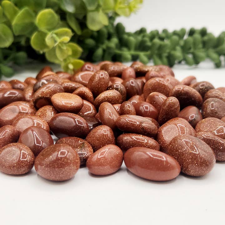 Meraki Gemstones - Wholesale Spiritual Stone/Crystal - Goldstone Tumbled Gemstones 10-20mm (0.5kg/1.1 lbs.)
