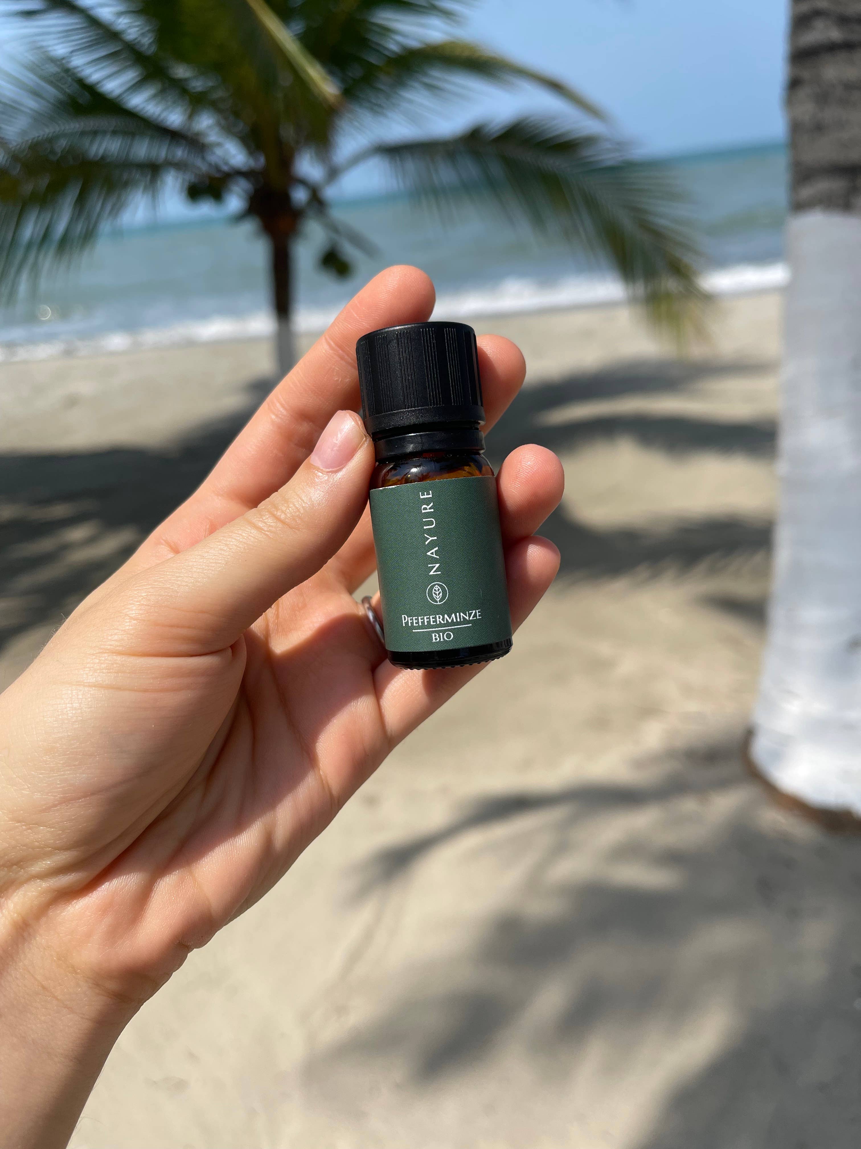 Nayure - Wholesale Essential Oil - Peppermint Essential Oil Organic1