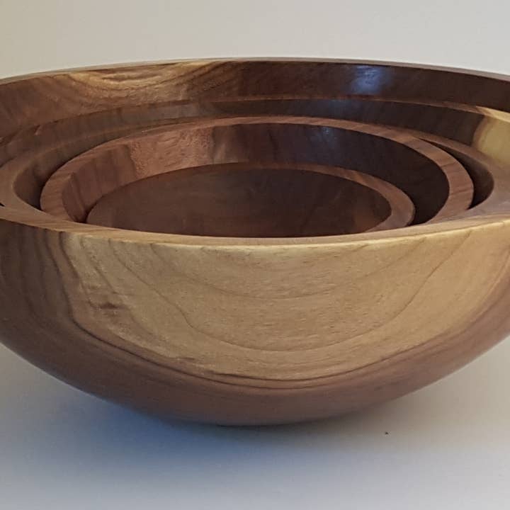 Petermans Boards and Bowls Inc. - Wholesale Serve Bowl - 13" BLACK WALNUT ROUND BOWL6