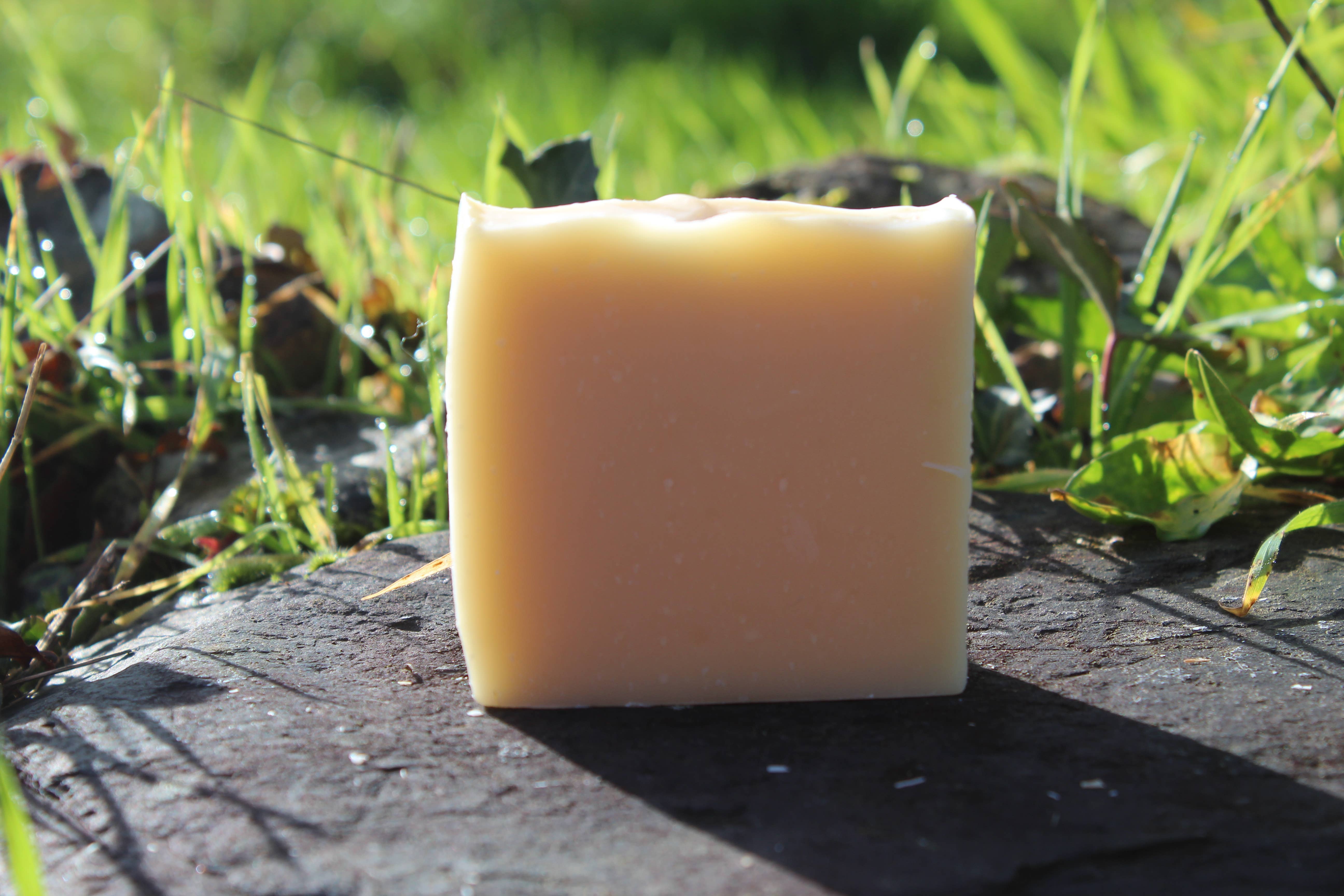 Savonnerie Au gré du vent - Wholesale Bar Soap - Cold saponified soap - Soft zephyr