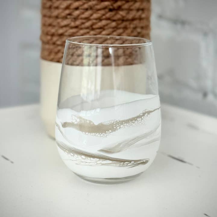 Artful Nests - Wholesale Wine Glass - Stemless Wine Glass with White and Gold Resin 3