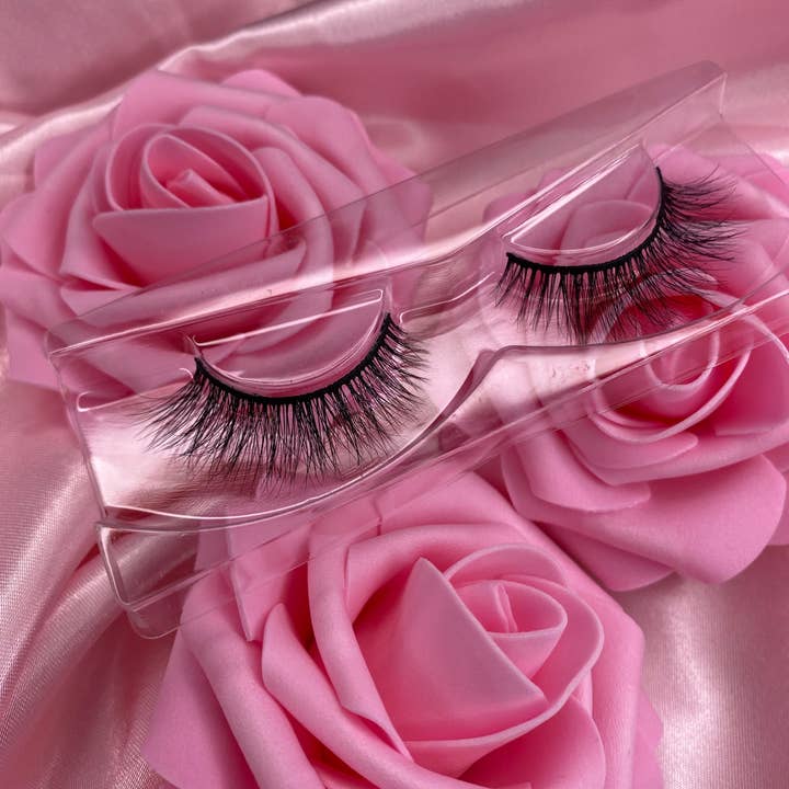 Lizzys LX Cosmetics - Wholesale False/fake eyelashes - Ou Naturel2