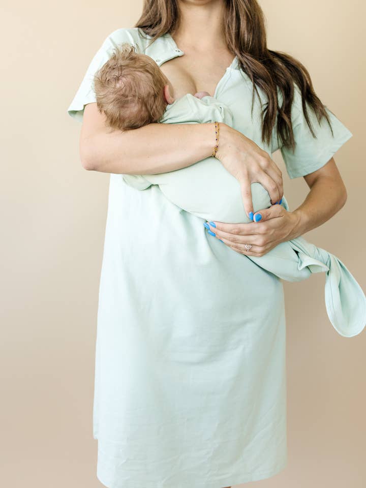 Little Joy Co. - Wholesale Babygown Set - Baby - Newborn Bamboo Gown & Hat Set5