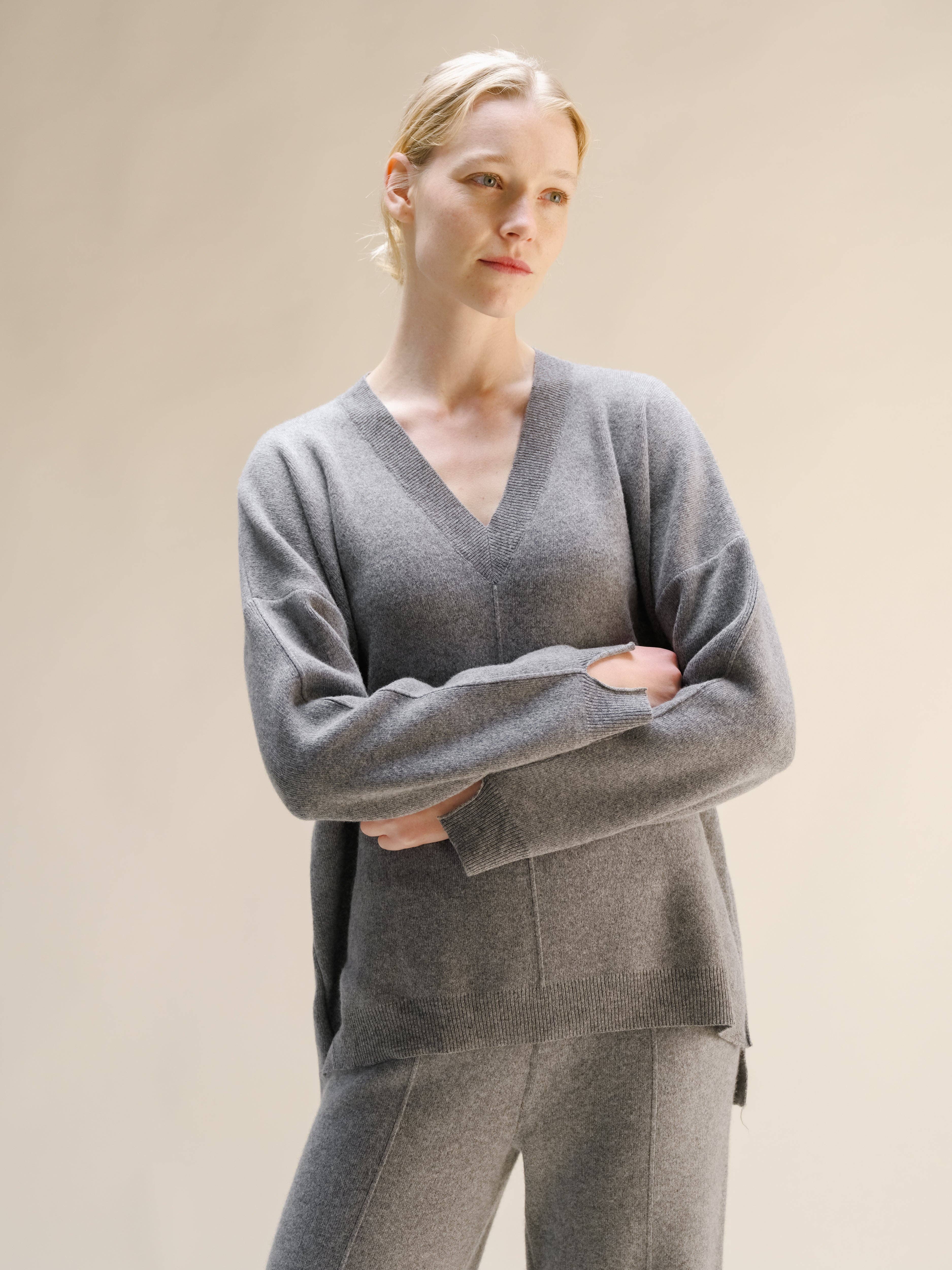 Lèmme - Venta al por mayor Jersey de punto - Mujer - Maxi de Cuello en V Sólido con Mezcla de Cachemira y Aberturas Laterales3