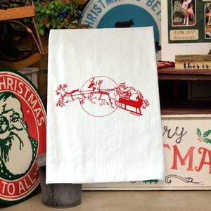 Christmas Moose Tea Towel - Holiday Wreath Flour Sack Towel - Cute  Christmas Moose Kitchen Towel - Rustic Christmas Kitchen Decor