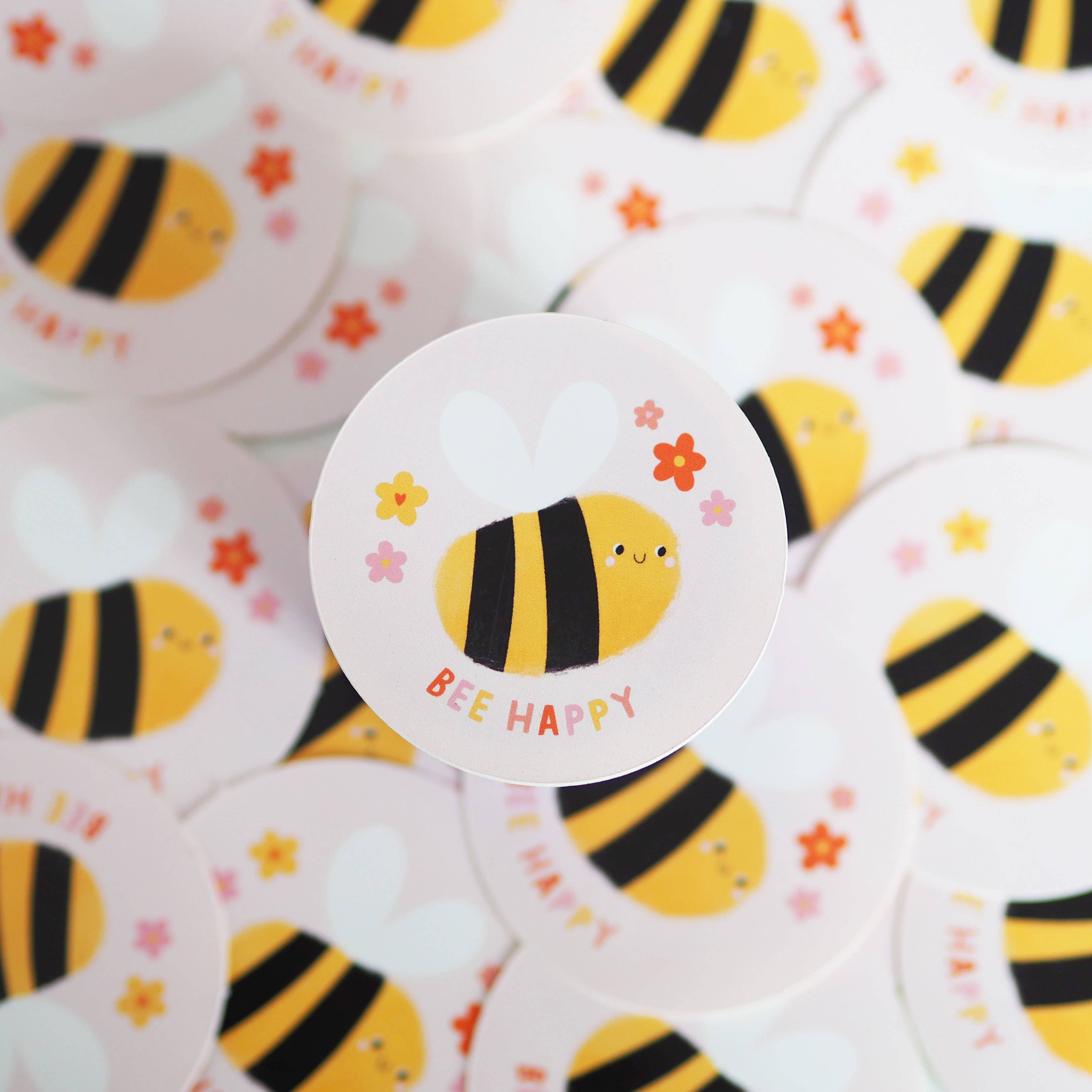 Nutmeg and Arlo - Vendita all'ingrosso Adesivo - Adesivo con ape felice.1