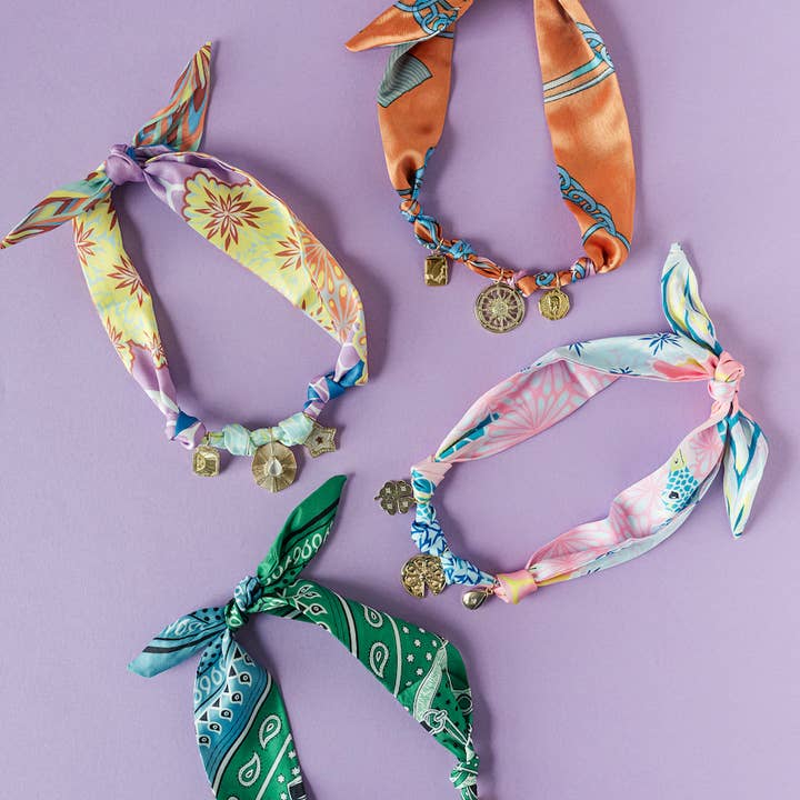 Margo Scarf Halsband för wholesale av MacRae & Co