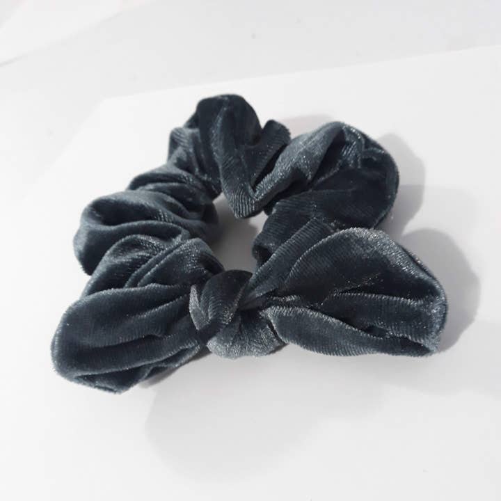 BRITTs. BOWs - Wholesale Scrunchie - Women's - Velvet Knot Scrunchies6