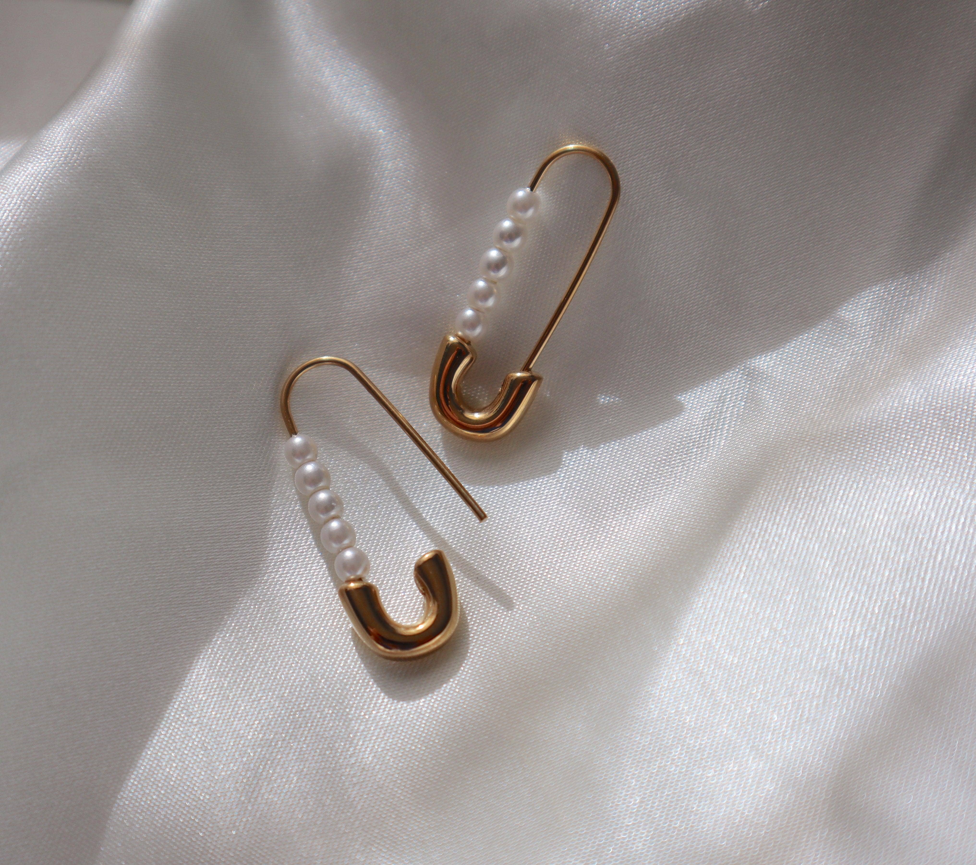 JESSA Jewelry - Wholesale Dangle Earrings - Safety Pin Earrings5