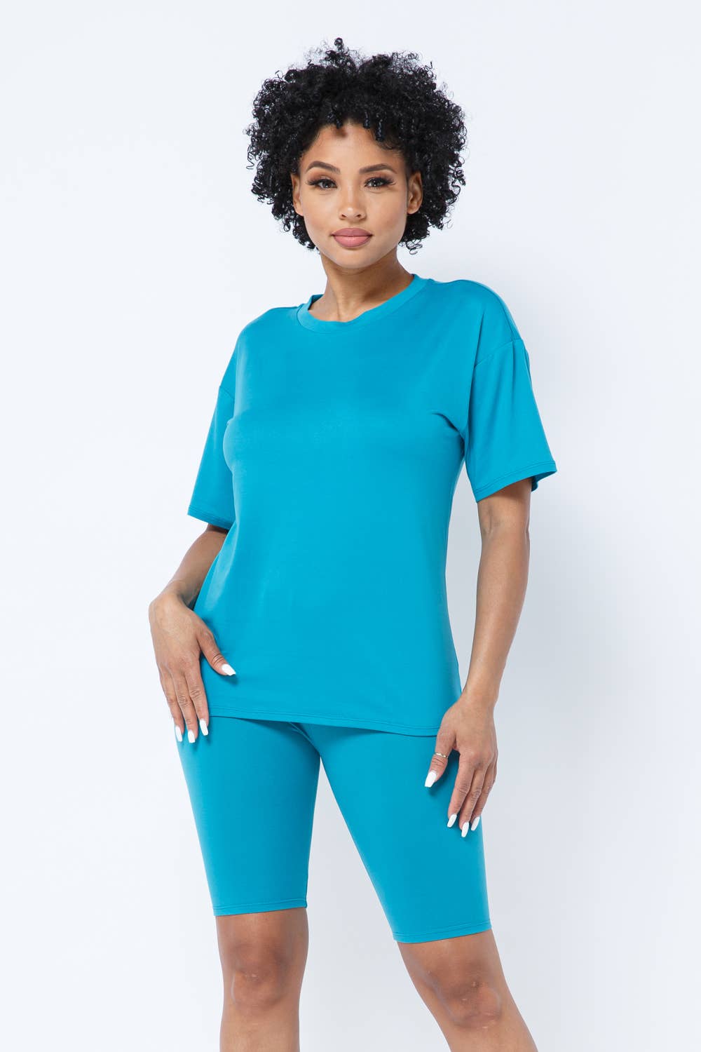 Julia by LoveJ - Vendita all'ingrosso Completo loungewear - Donna - Set di pantaloncini da bici con scollo tondo spazzolato14