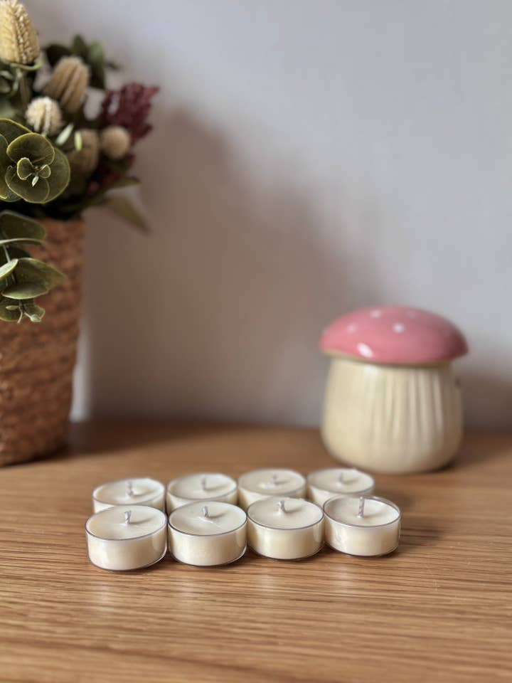 Ongeparfumeerde theelichtjes voor wholesale door Menta Atelier