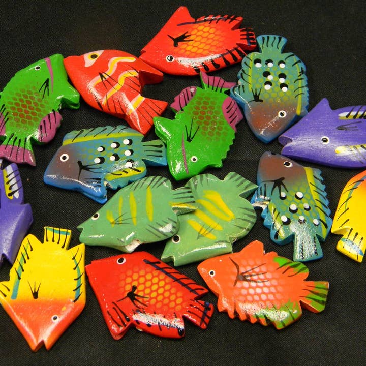 FISH WOOD 1-1/2" for wholesale by Darlene's Shells