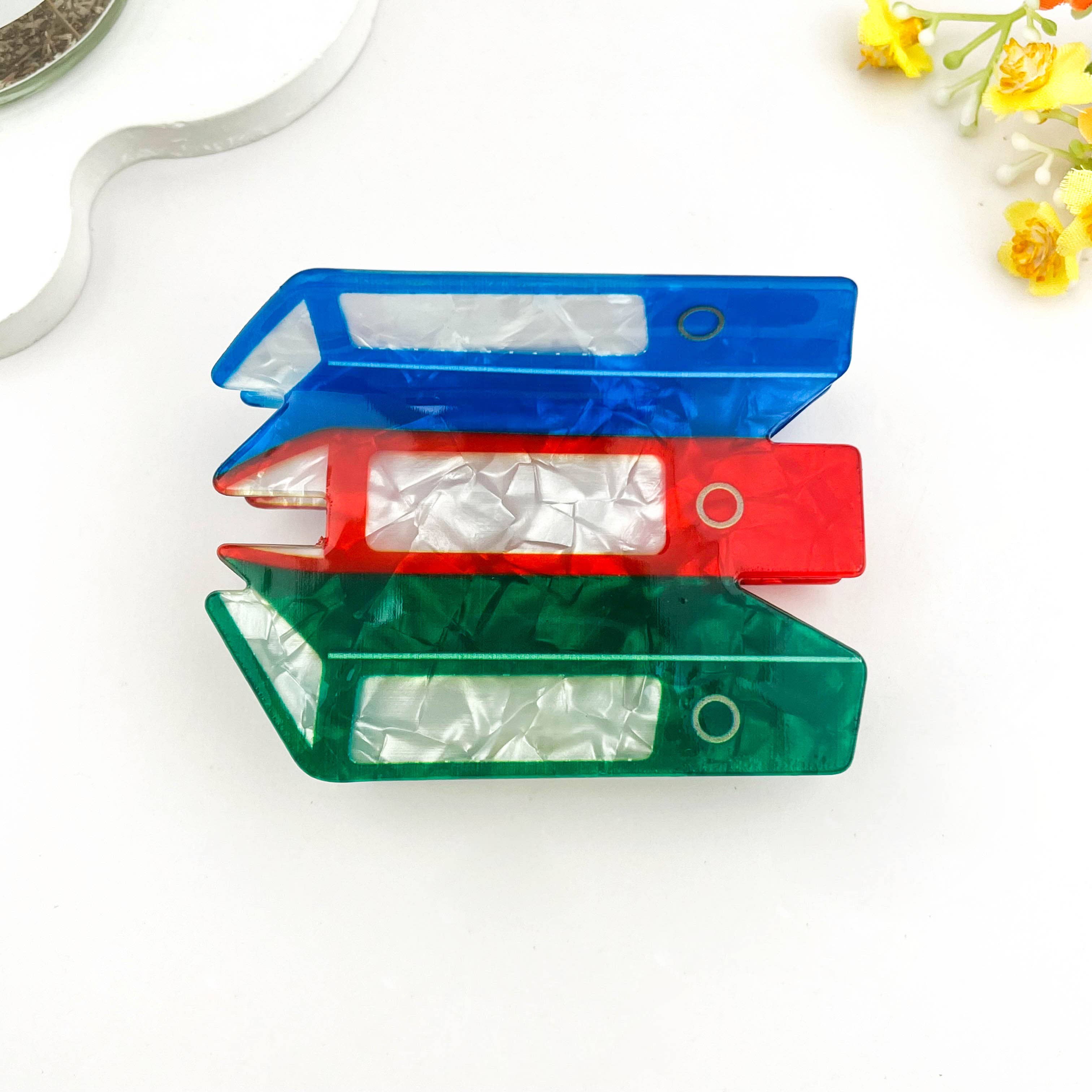 mildstyles - Wholesale Hair Clip - Women's - Crayon Fries Hair Claw – Creative Stationery Style0