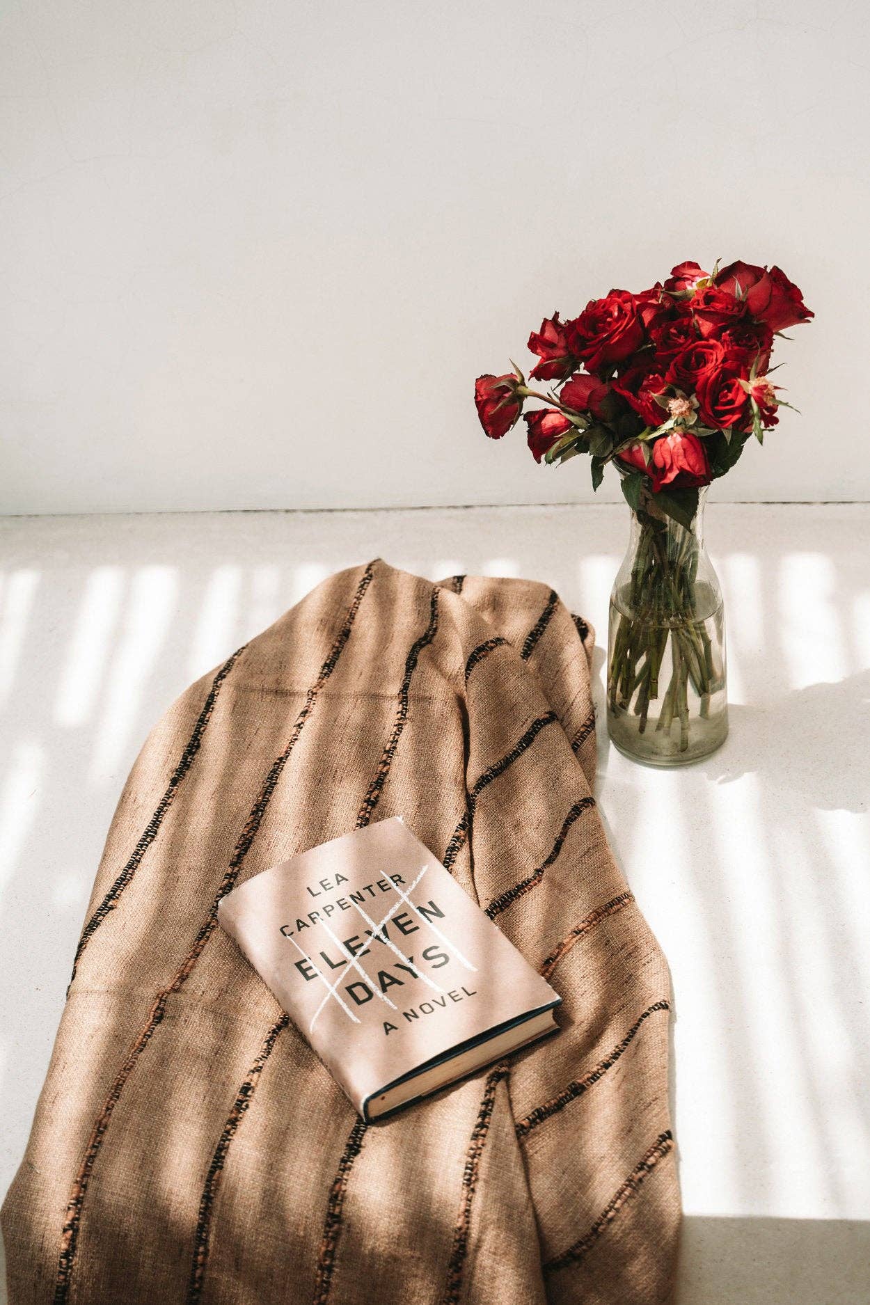 Bazar Bizar Living - Wholesale Throw Blanket - The s'il vous Plaid - Beige Black2