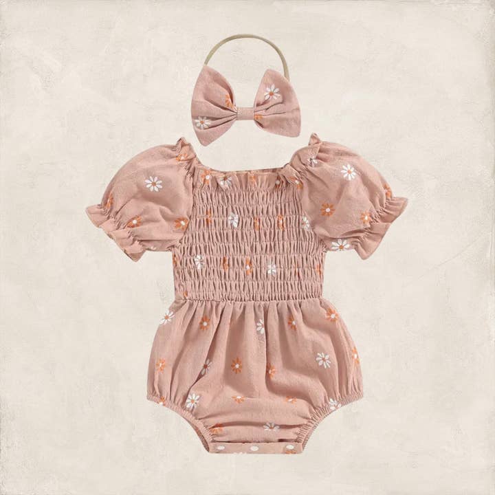 Corinne | Combinaison Florale - Pêche pour la vente par Bodoke Kids Boutique