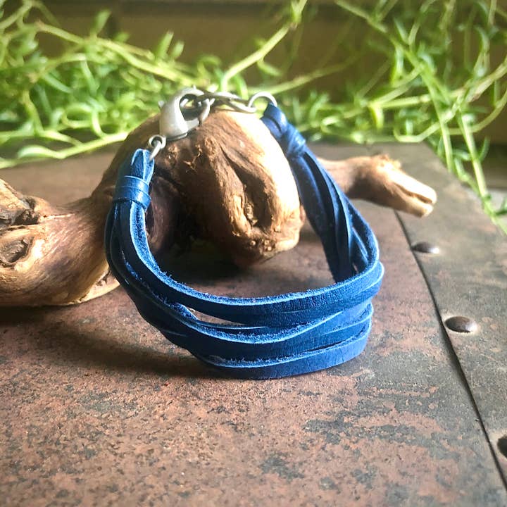 Læder 7-Strand Armbånd - Blå & Sølv, Boho Western for engroshandel hos ASTALI