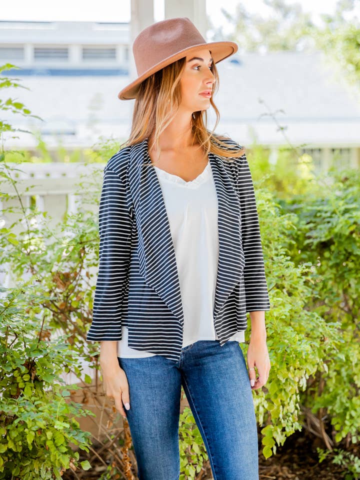 Tickled Teal – wholesale Blazer - Dam – Maia mönstrad kavaj10