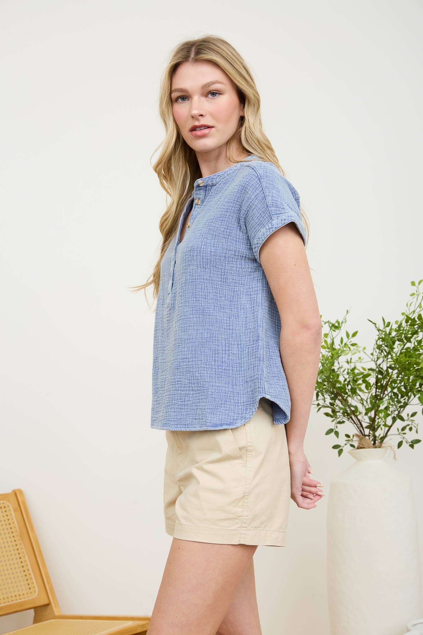 SHORT SLEEVE HENLEY CHAMBRAY TOP for wholesale on Faire2