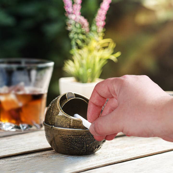 Crystalia - Wholesale Ashtray - Crystalia Windproof Ashtray with Lid for Cigarettes, Metal4