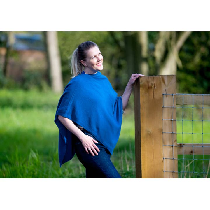 Creatico - Wholesale Poncho – Women's - House of Conti Firenze Cashmere Blend Italian Poncho Regular67