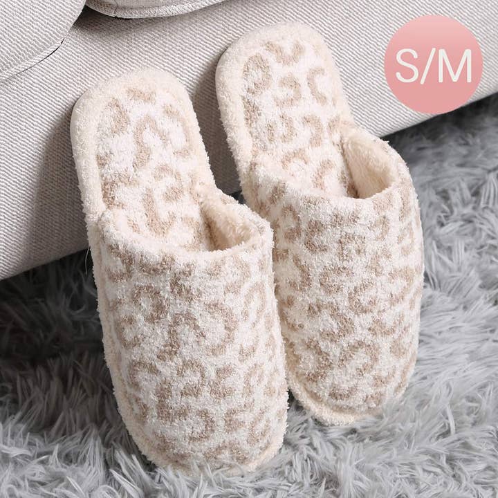 Wona Trading, Inc. - Wholesale Slippers - Women's - Leopard Patterned Soft Home Indoor Floor Slippers