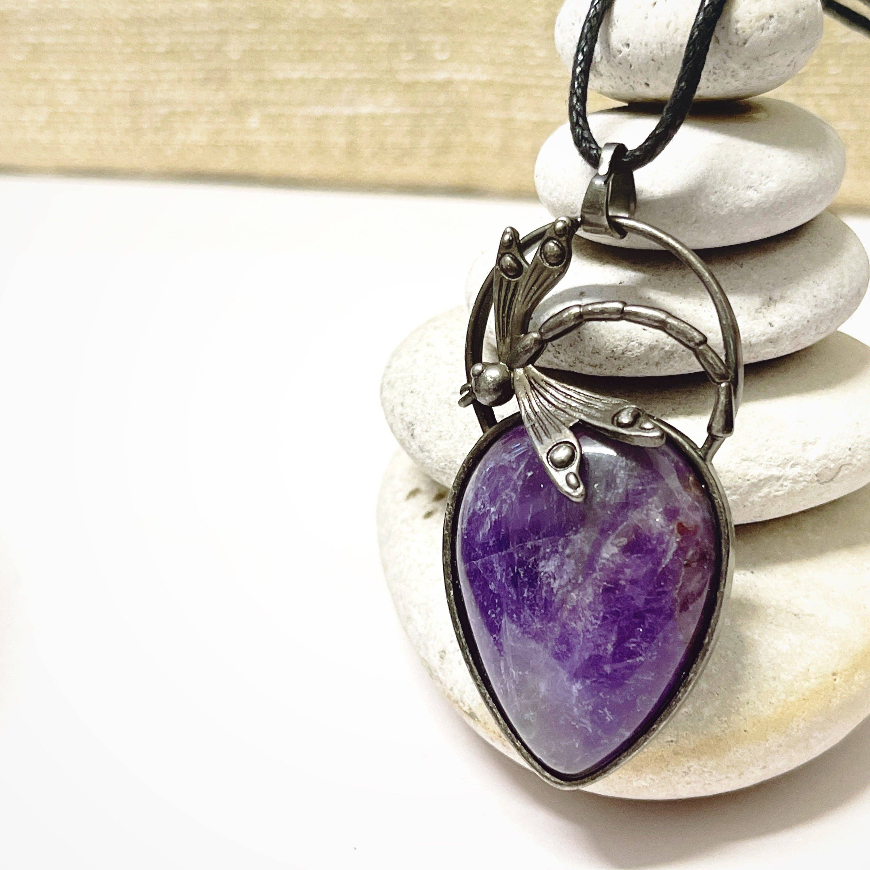 Peace Love Bling – Großhandel Kette mit Anhänger/Charm – Libellen-Anhänger mit Edelstein an Kette2