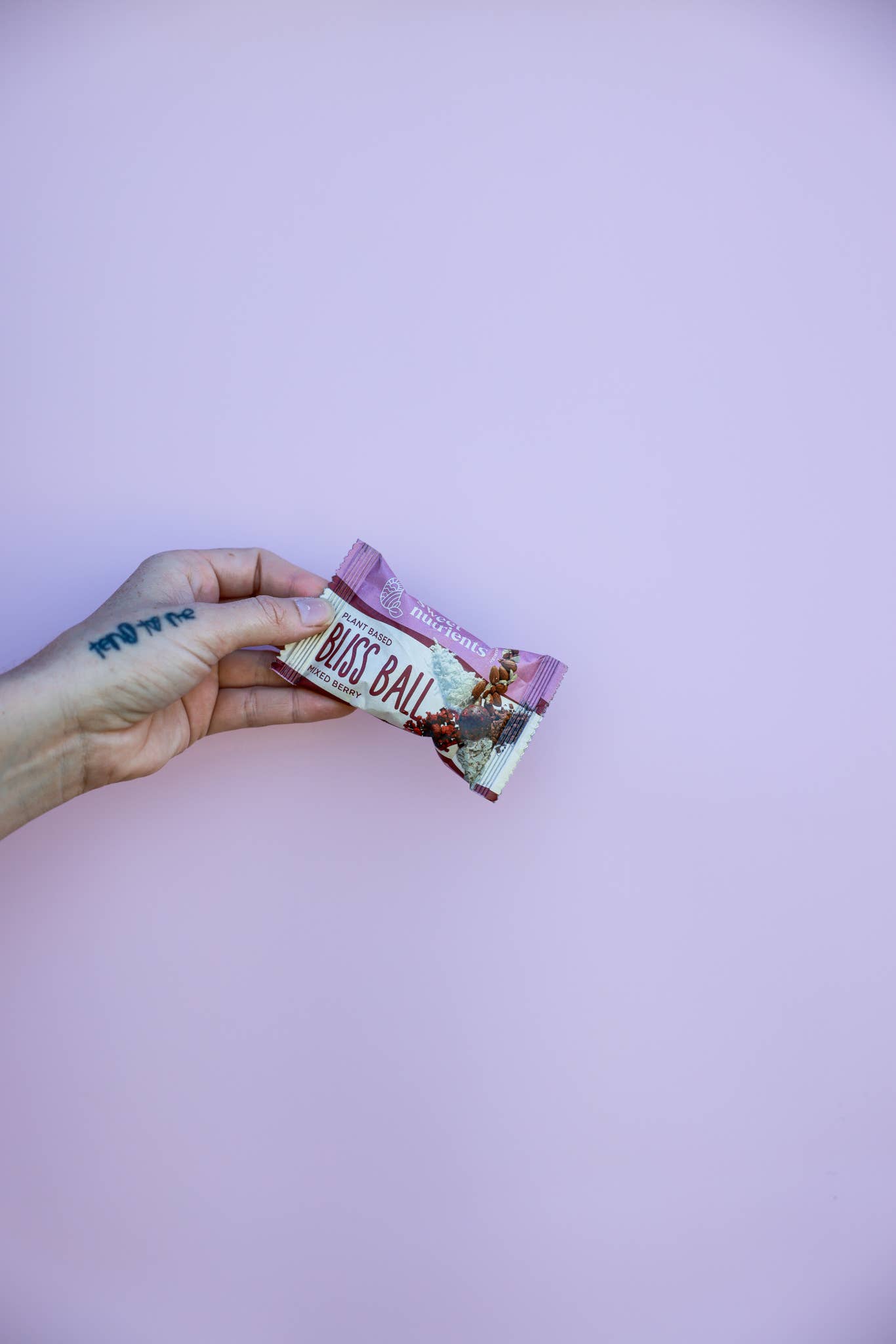 Sweet Nutrients - Wholesale Snack bar - Mixed Berry Bliss Balls1