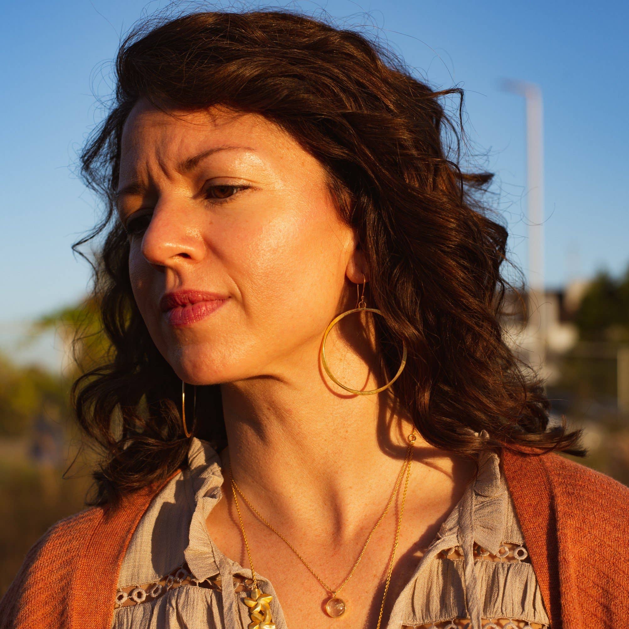 Dekko Trading - Vente Boucles d'oreilles pendantes - Créoles martelées Full Circle0