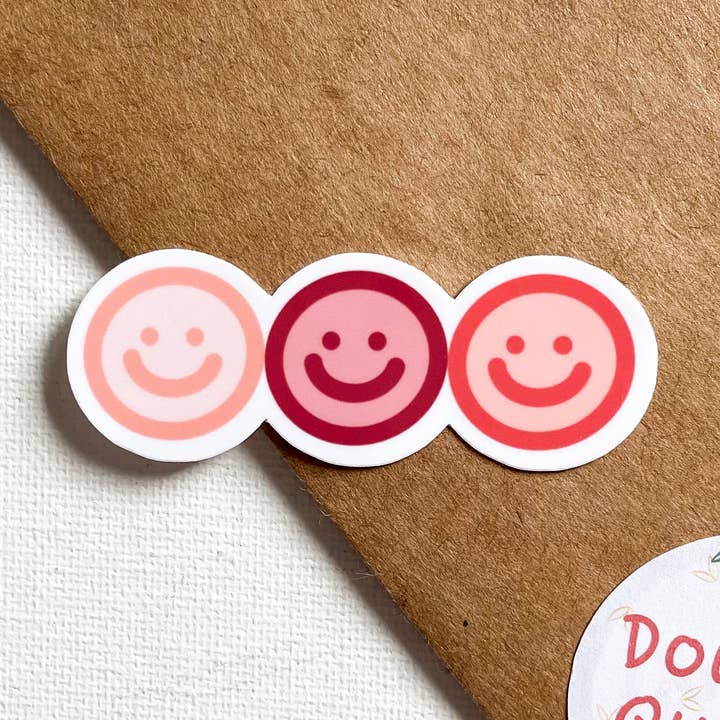 Sticker vinyle Happy Face pour la vente par Doubly Quaint