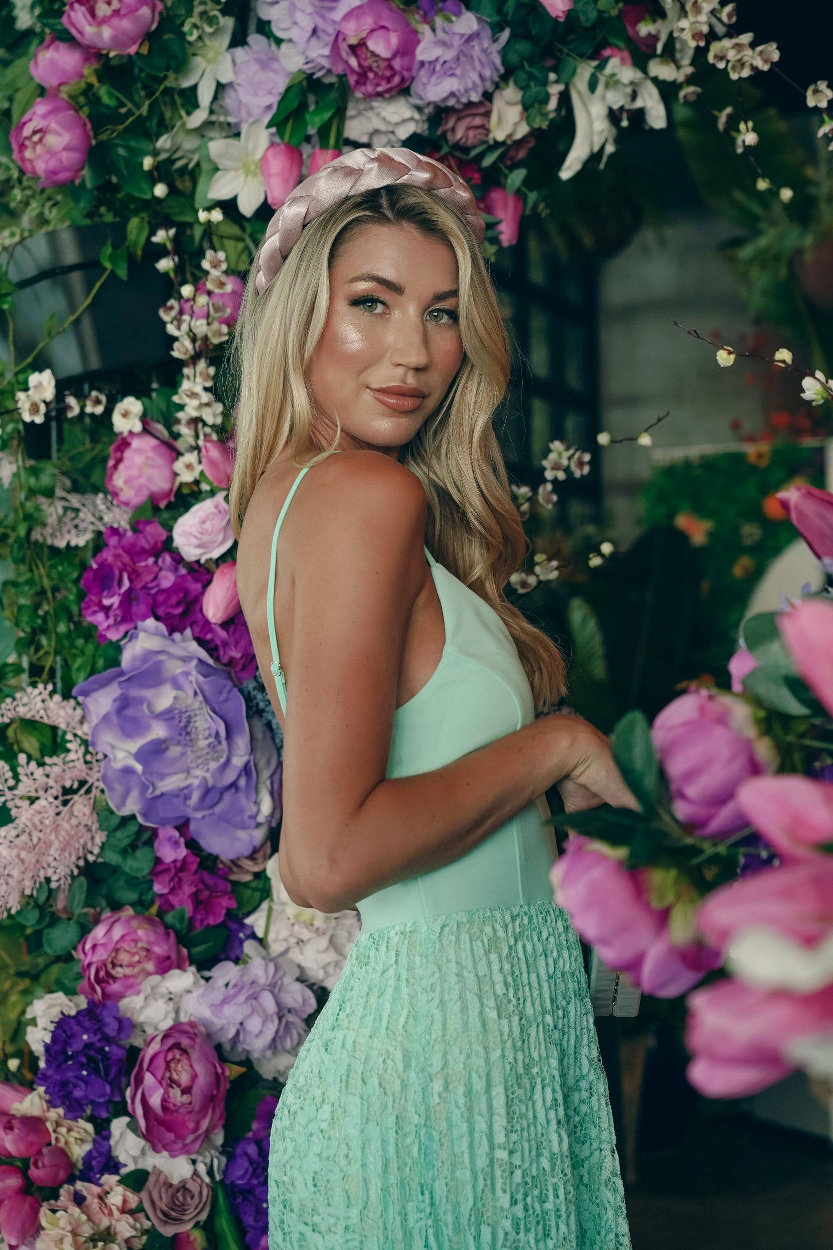 Skirt & Stiletto - Venta al por mayor Vestido - Mujer - VESTIDO SKATER MINI CON FALDA PLISADA DE ENCAJE EN MENTA2