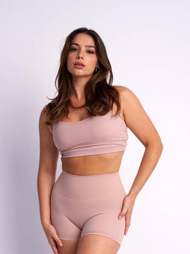 Pantaloncini da bici arricciati color talpa per la vendita all'ingrosso da parte di Lunalae