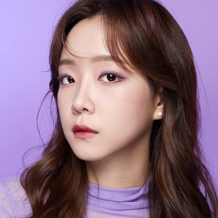 VIAI Beauty - Wholesale Eyeshadow Palette - NATURE REPUBLIC New Mood Eyeshadow Palette 04 Lavender Garden5