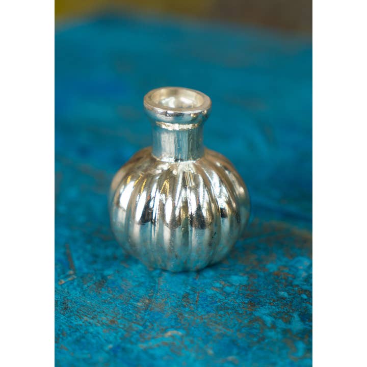 Namaste - Wholesale Vase - Pumpkin Shape Silver Glass Vase3