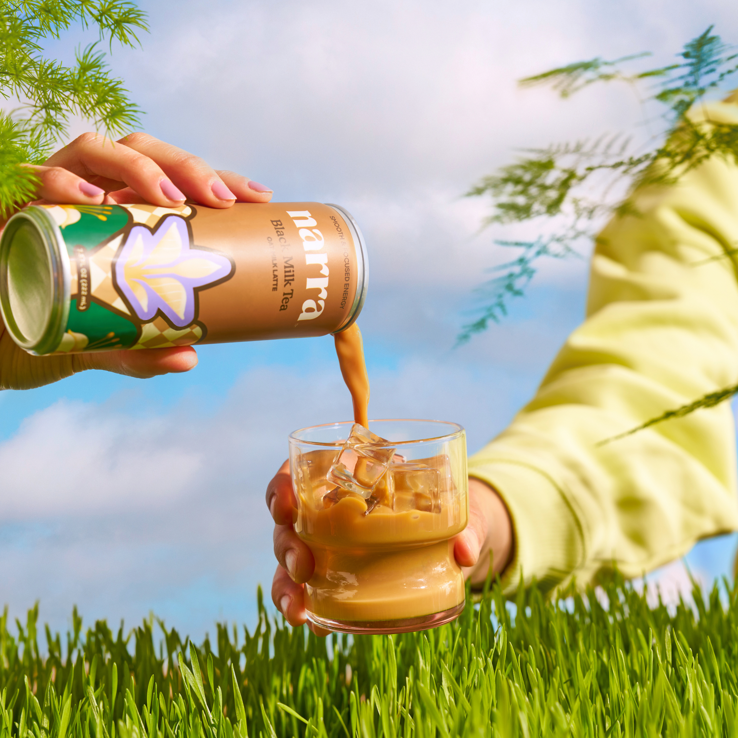 Narra - Wholesale Iced Tea - Black Milk Tea (Oat Milk Latte) | 12 Pack1