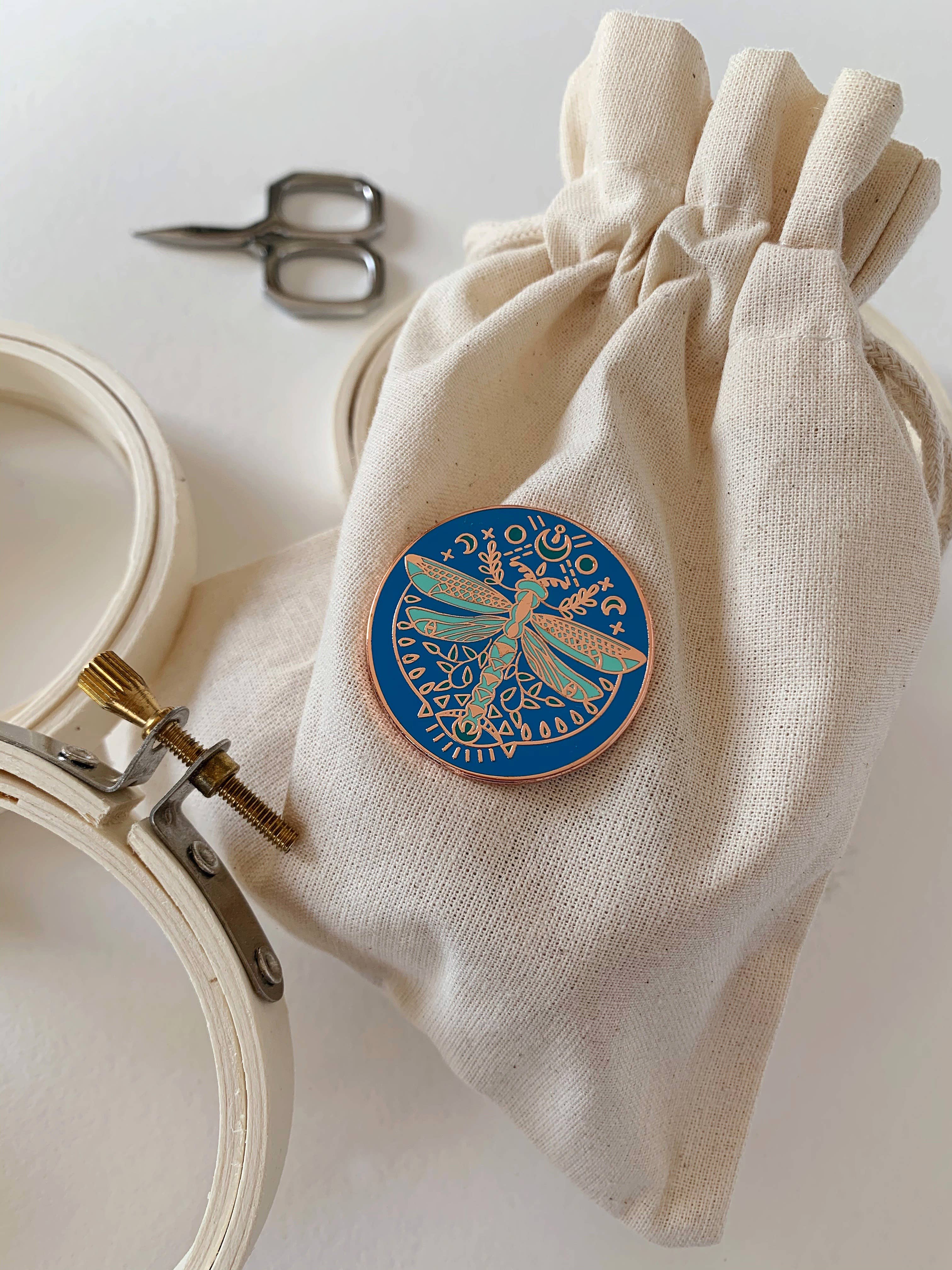 Rikrack – Großhandel Anstecker/Button – Libellen-Nadelhalter2