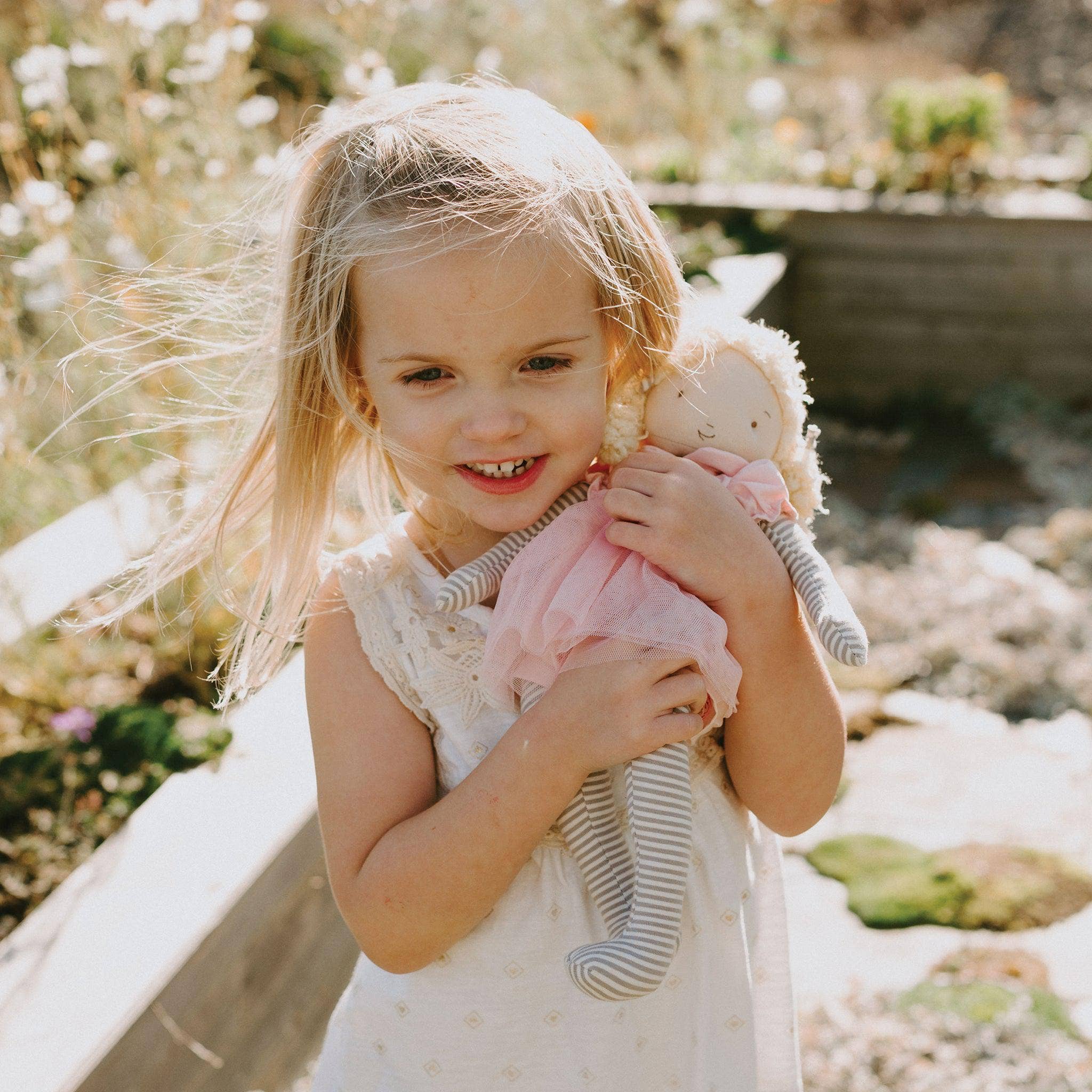 Bunnies By the Bay - Wholesale Doll - Kids - Elsie Doll - Blonde Hair1