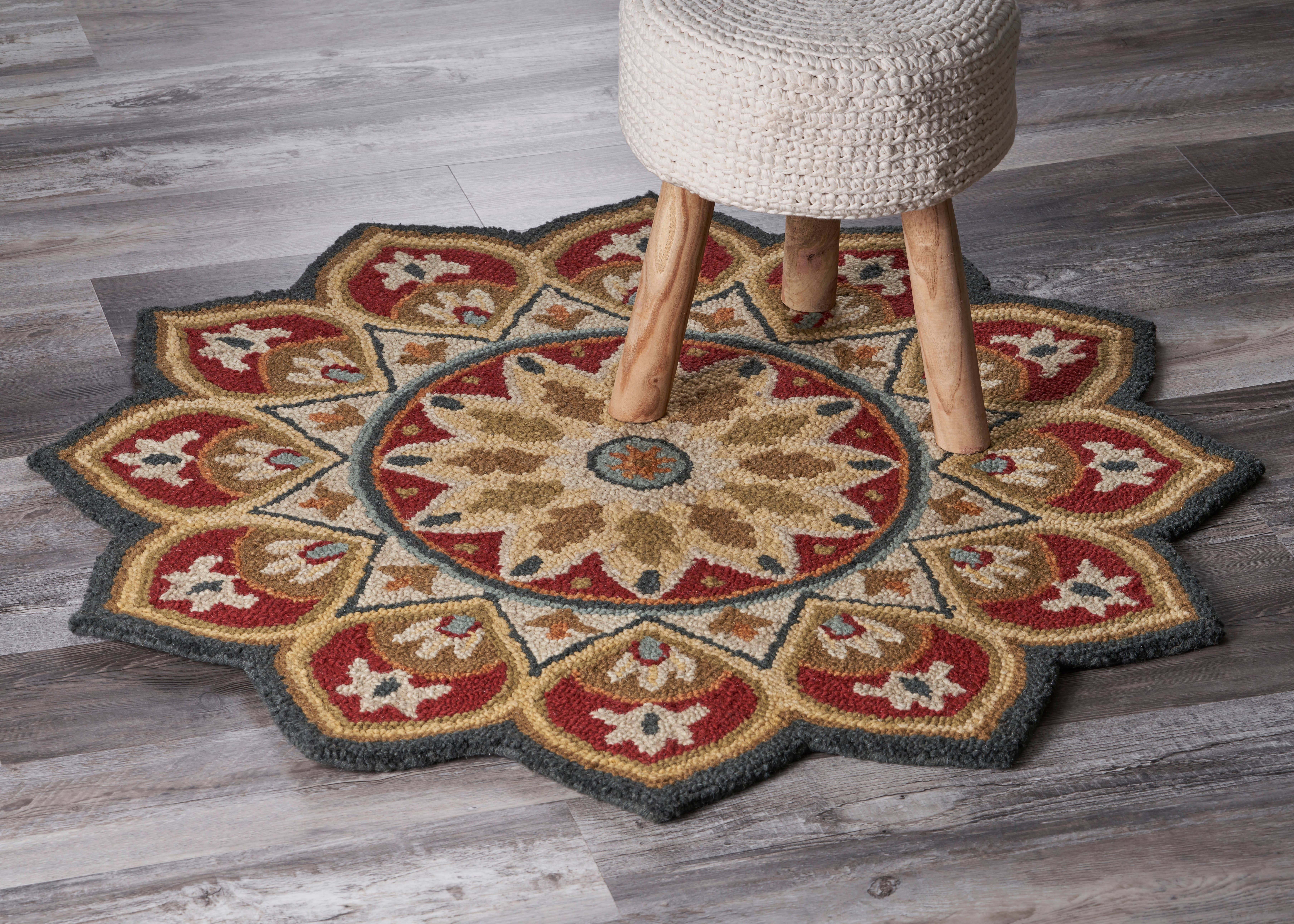 LR Home - Wholesale Area Rug - Raelyn Vintage Floral Hand-Tufted Wool Round Indoor Area Rug19