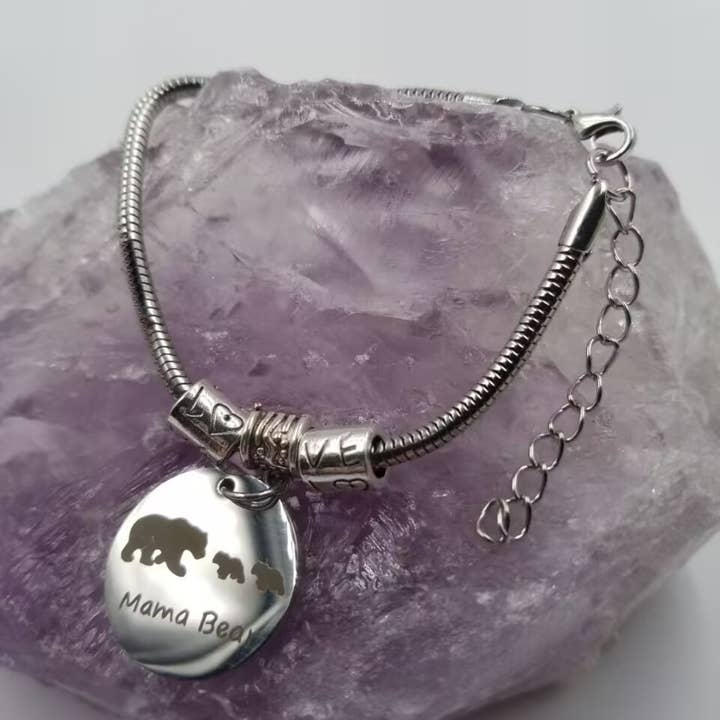 Bracciale Mama Bear con catena a serpente in argento per la vendita all'ingrosso da parte di magnolia jewelry