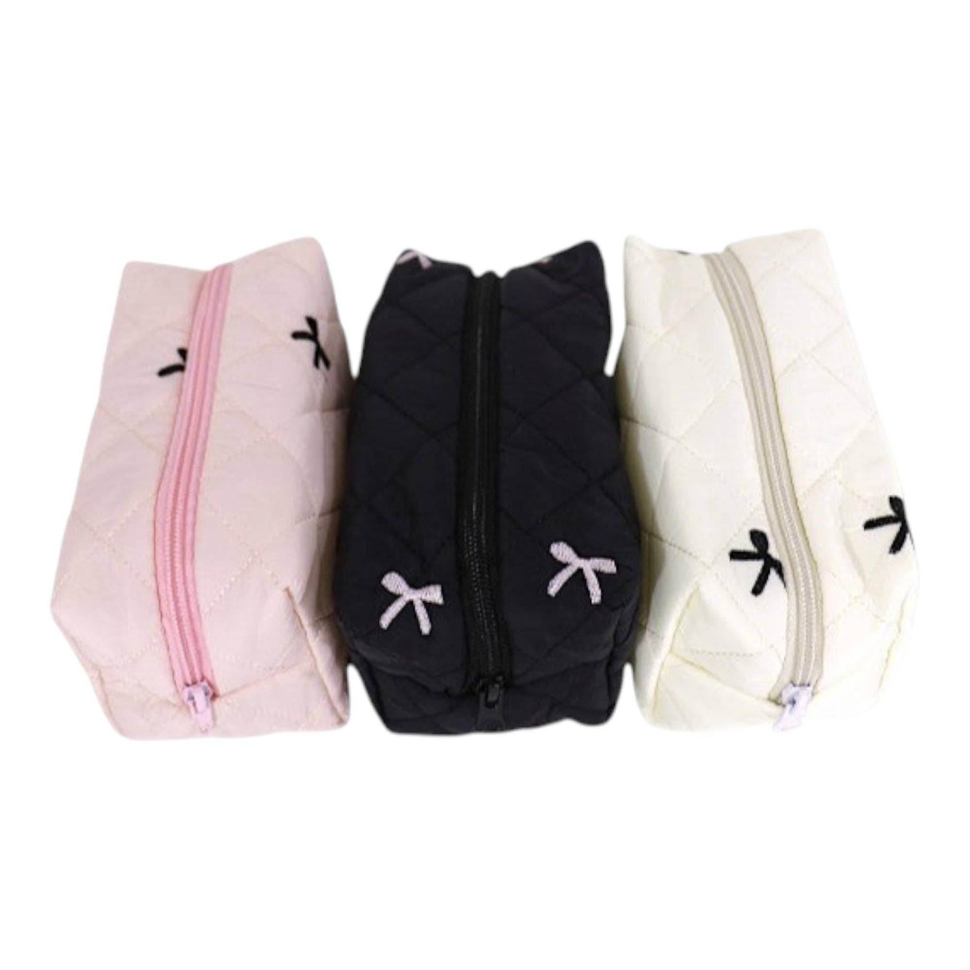 ASSORTI Pochette de maquillage en tissu matelassé avec impression ruban JB5526-3 (12PC) en vente sur Faire13