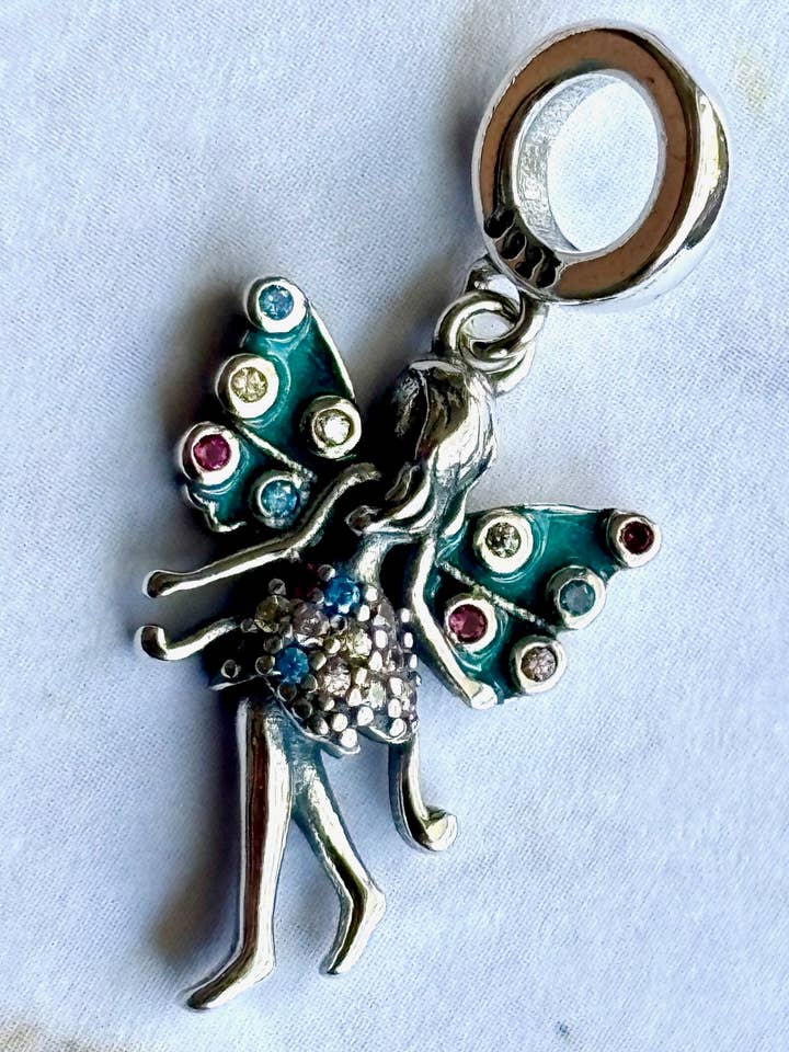 Charme Fée Papillon en Argent Sterling pour la vente par QURI